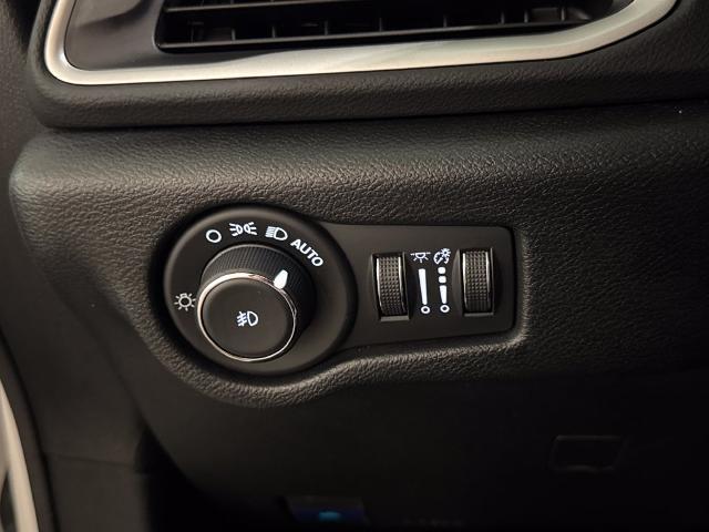 2025 Chrysler Pacifica - $21,500