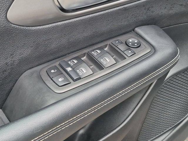 2025 Chrysler Pacifica - $22,868