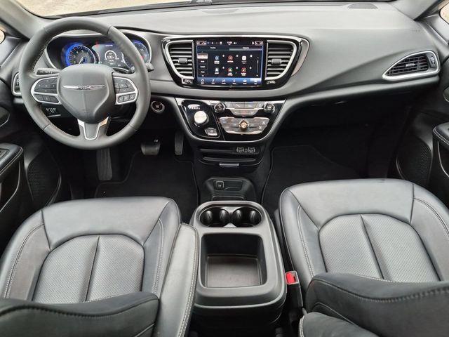 2025 Chrysler Pacifica - $22,868