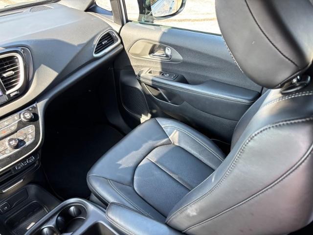 2025 Chrysler Pacifica - $29,999