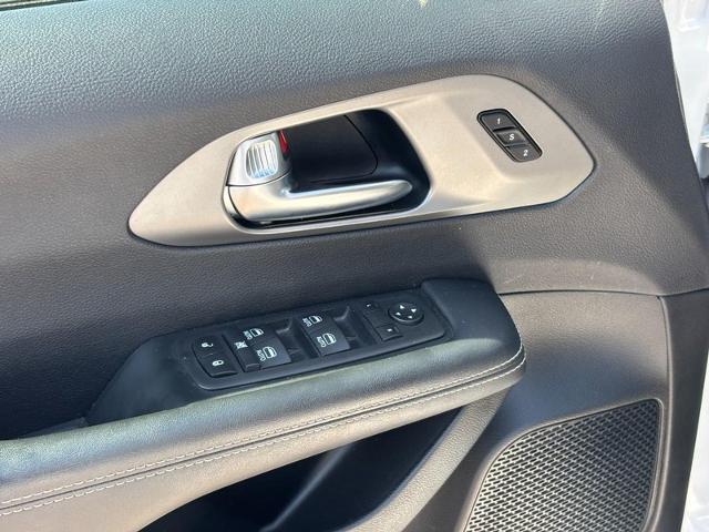 2025 Chrysler Pacifica - $29,999