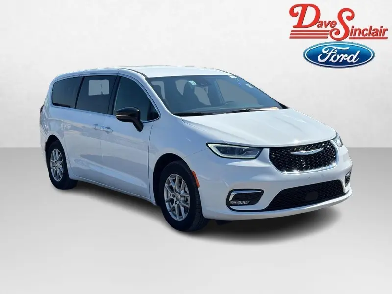 2025 Chrysler Pacifica - $29,999