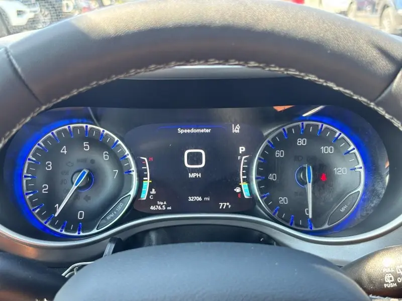 2025 Chrysler Pacifica - $29,999