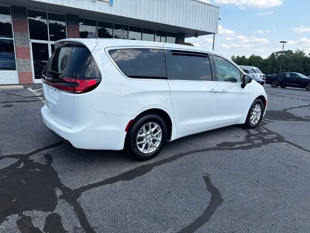 2025 Chrysler Pacifica - $35,900