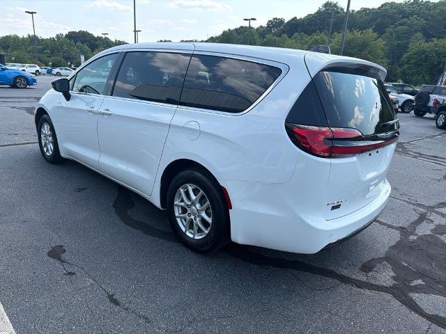 2025 Chrysler Pacifica - $35,900