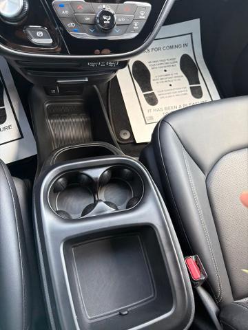 2025 Chrysler Pacifica - $35,900
