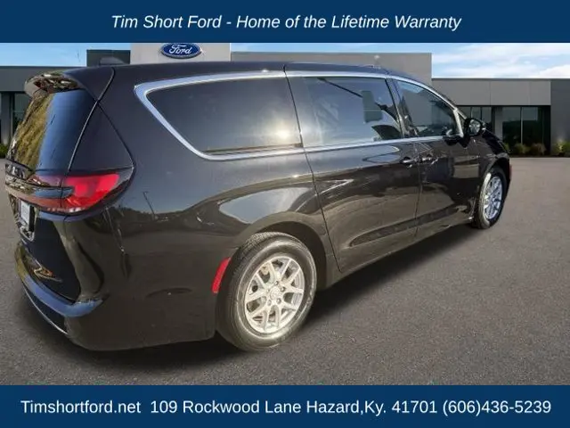 2026 Chrysler Pacifica - $30,855