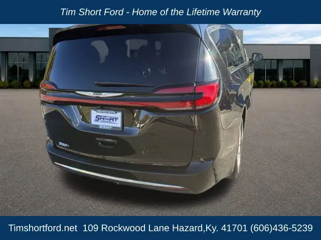 2026 Chrysler Pacifica - $30,855