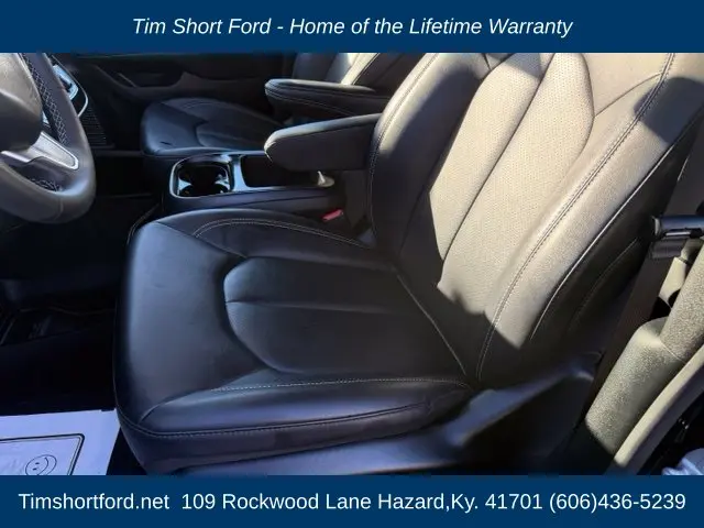 2026 Chrysler Pacifica - $30,855