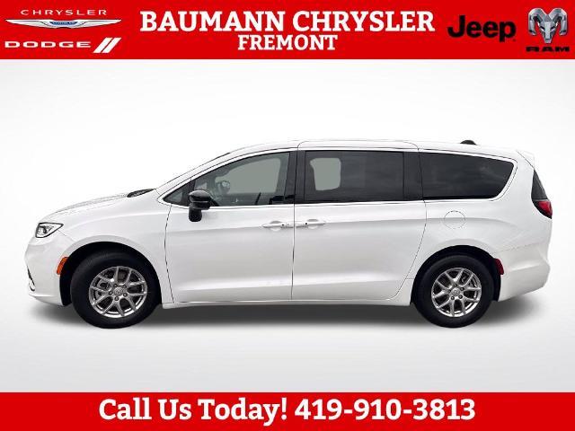 2026 Chrysler Pacifica - $29,595