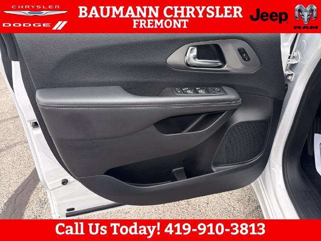 2026 Chrysler Pacifica - $29,595