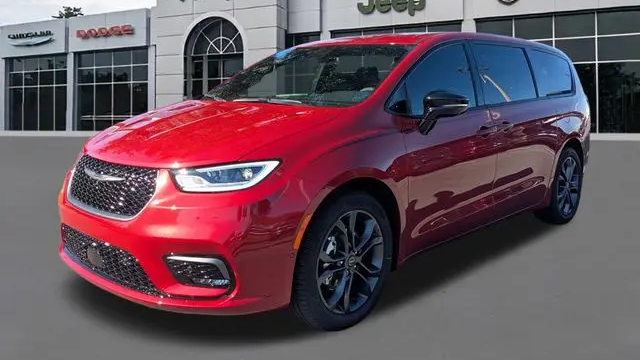 2026 Chrysler Pacifica Select