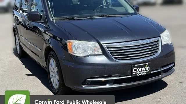 Preowned 2014 Chrysler Town and Country Touring for Sale