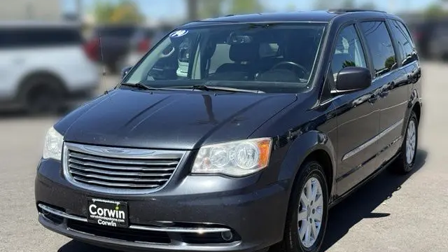 2014 Chrysler Town and Country Touring