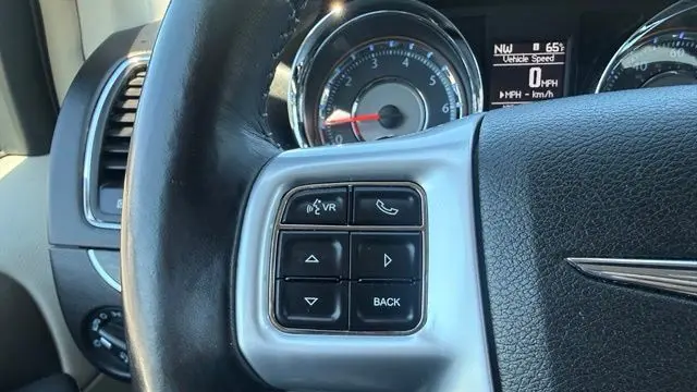 2014 Chrysler Town and Country Touring
