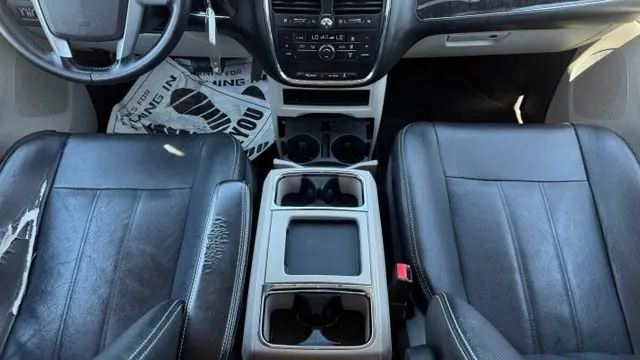 2014 Chrysler Town and Country Touring
