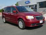 2014 Town and Country Thumbnail 2