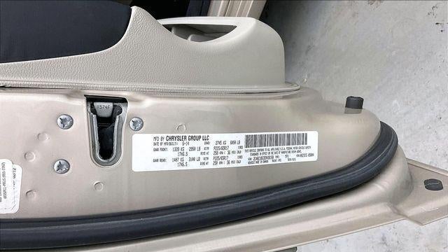 2014 Chrysler Town and Country Touring