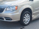 2016 Town and Country Thumbnail 9