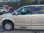 2016 Town and Country Thumbnail 15