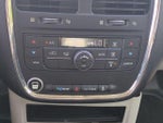 2016 Town and Country Thumbnail 27