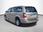 2016 Town and Country Thumbnail 3