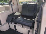 2016 Town and Country Thumbnail 32