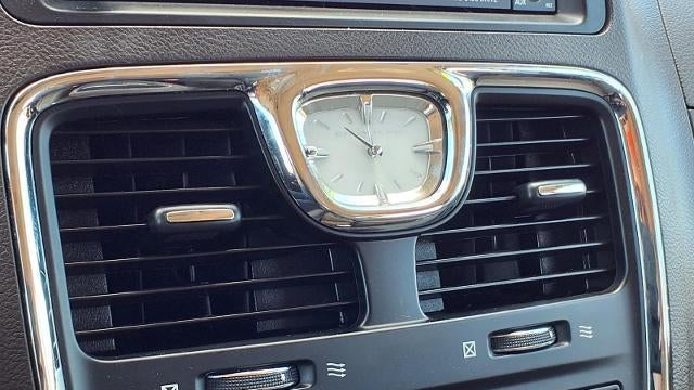 2016 Chrysler Town and Country Touring