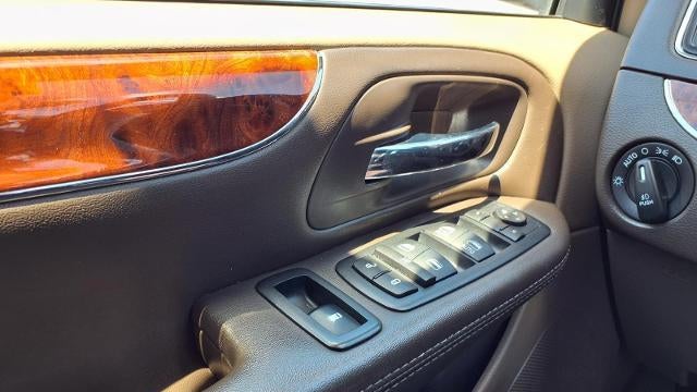 2016 Chrysler Town and Country Touring