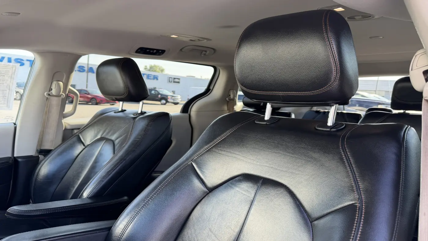 2017 Chrysler Pacifica Touring-L