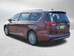 2017 Pacifica Thumbnail 5