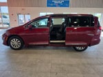 2017 Pacifica Thumbnail 31