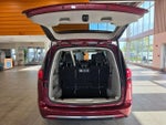 2017 Pacifica Thumbnail 32