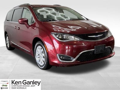 Photo of a 2018 Chrysler Pacifica Touring L 4DR Mini-Van for sale