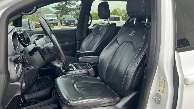 2019 Chrysler Pacifica Touring L 35th Anniversary