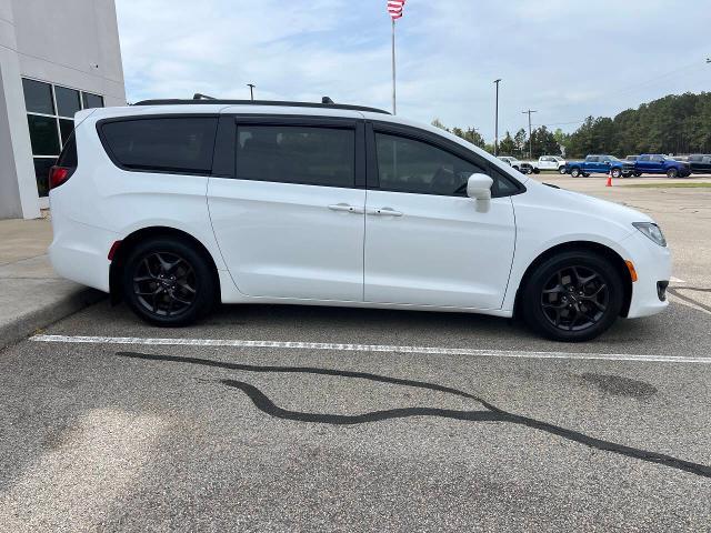 2019 Chrysler Pacifica - $8,995