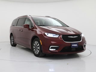 2021 Chrysler Pacifica with Velvet Red Pearlcoat Exterior