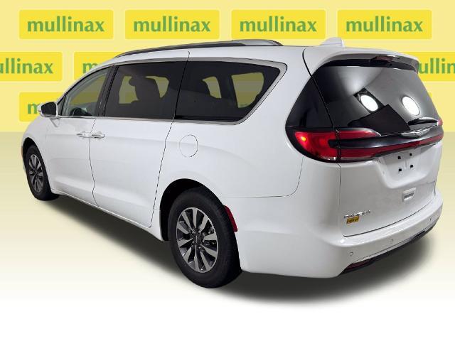 2021 Chrysler Pacifica - $17,500