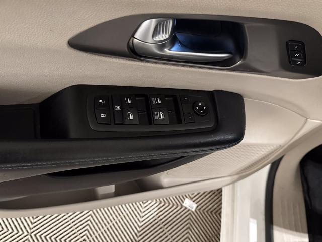 2021 Chrysler Pacifica - $17,500