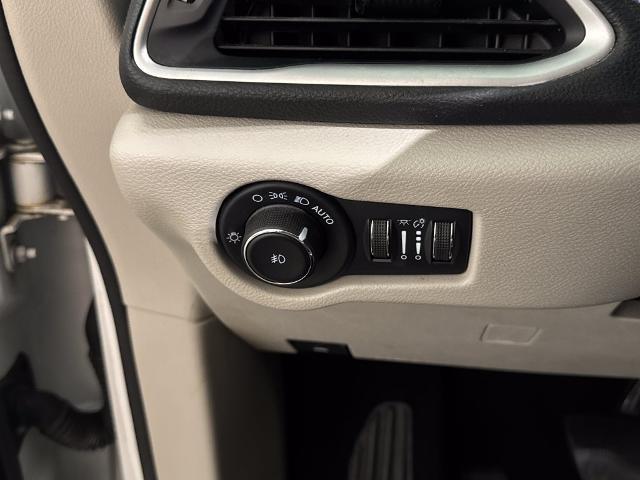 2021 Chrysler Pacifica - $17,500