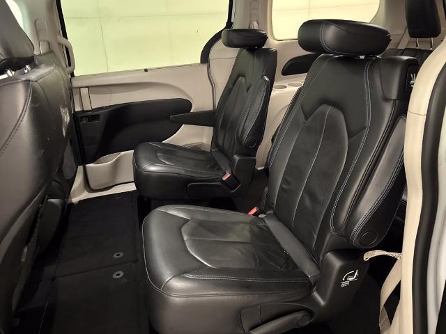 2021 Chrysler Pacifica - $17,500
