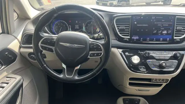 2021 Chrysler Pacifica Touring L