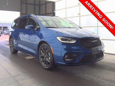 2021 Chrysler Pacifica Touring L 4DR Mini-Van