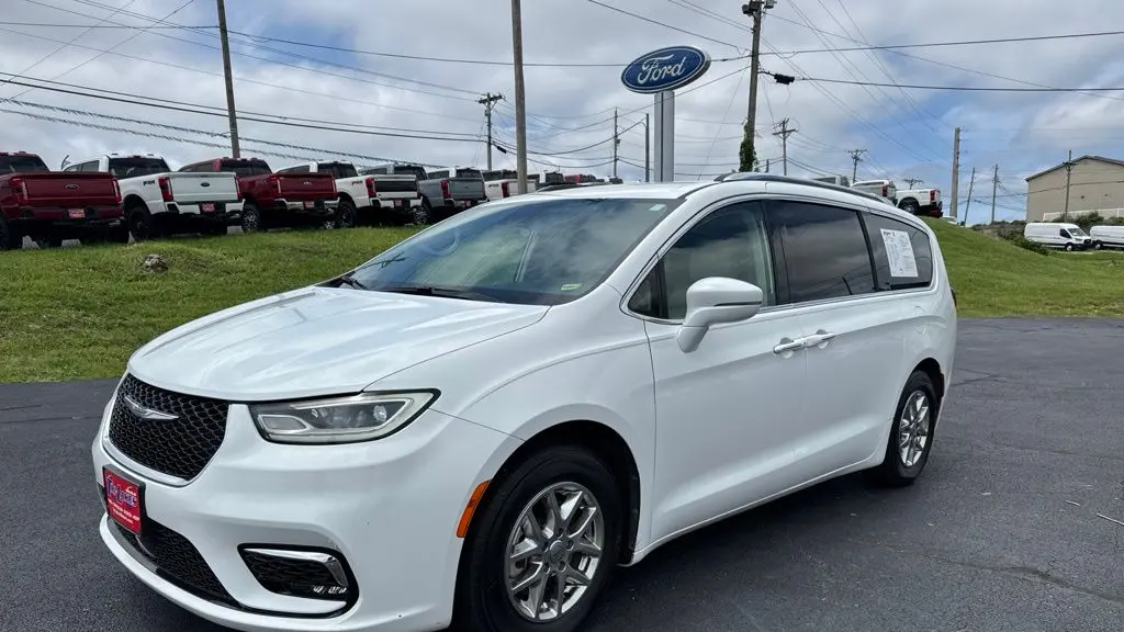 2021 Chrysler Pacifica Touring L