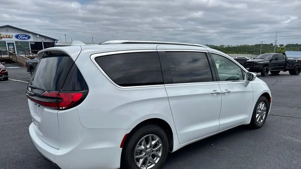 2021 Chrysler Pacifica Touring L