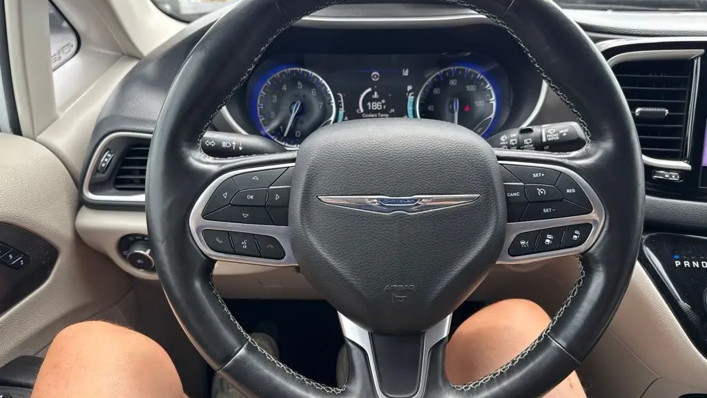 2021 Chrysler Pacifica Touring L