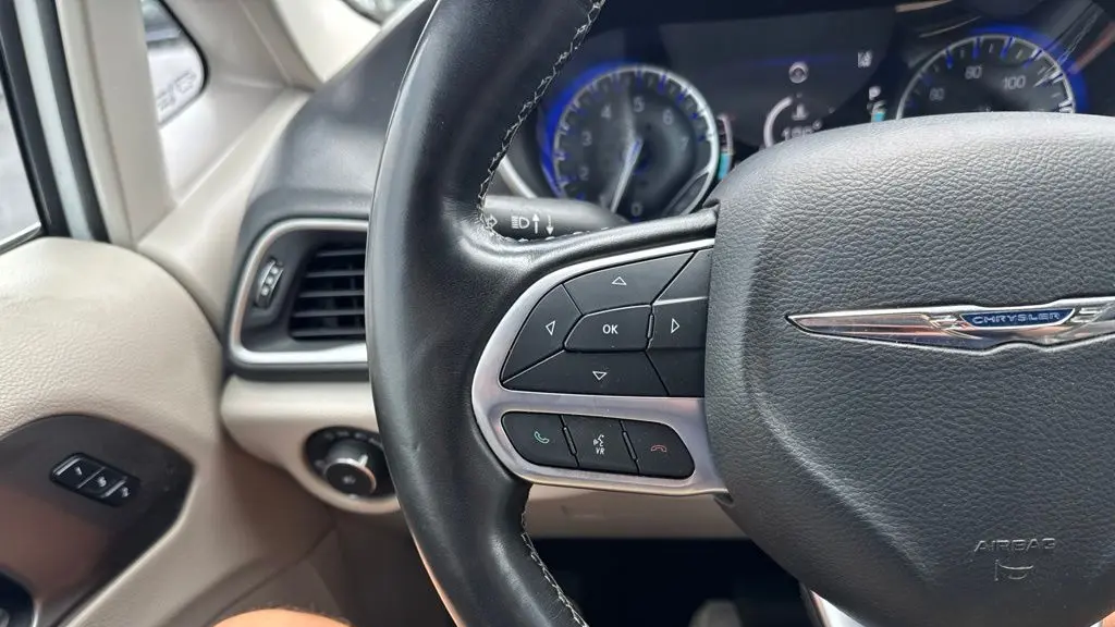 2021 Chrysler Pacifica Touring L