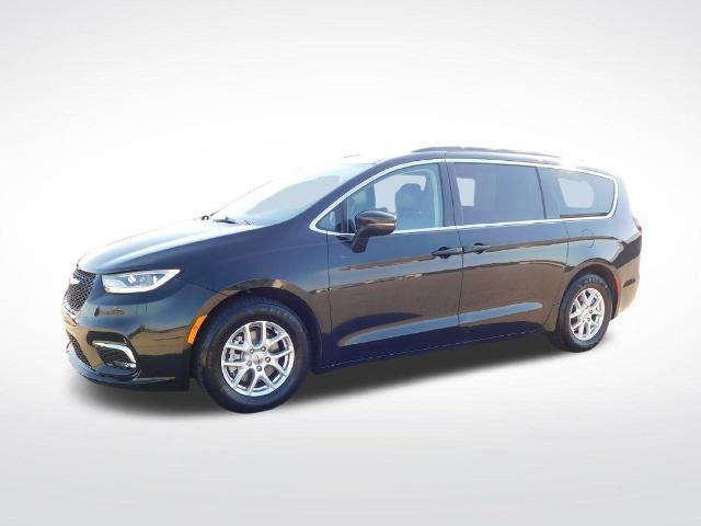 2022 Chrysler Pacifica - $15,990