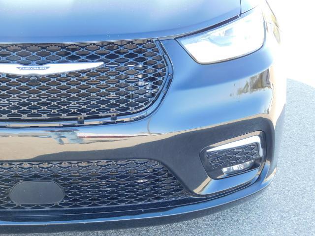 2022 Chrysler Pacifica - $15,990