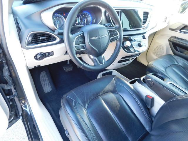 2022 Chrysler Pacifica - $15,990